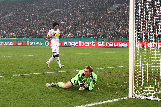Dante verschiesst im Halbfinale gegen Bayern - ein Drama (Foto: Volkhard Patten f�r TORfabrik.de)